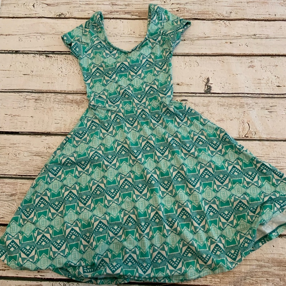Soprano XS Teal White Geometric Tribal Print Skater Dress Short Sleeve Mini